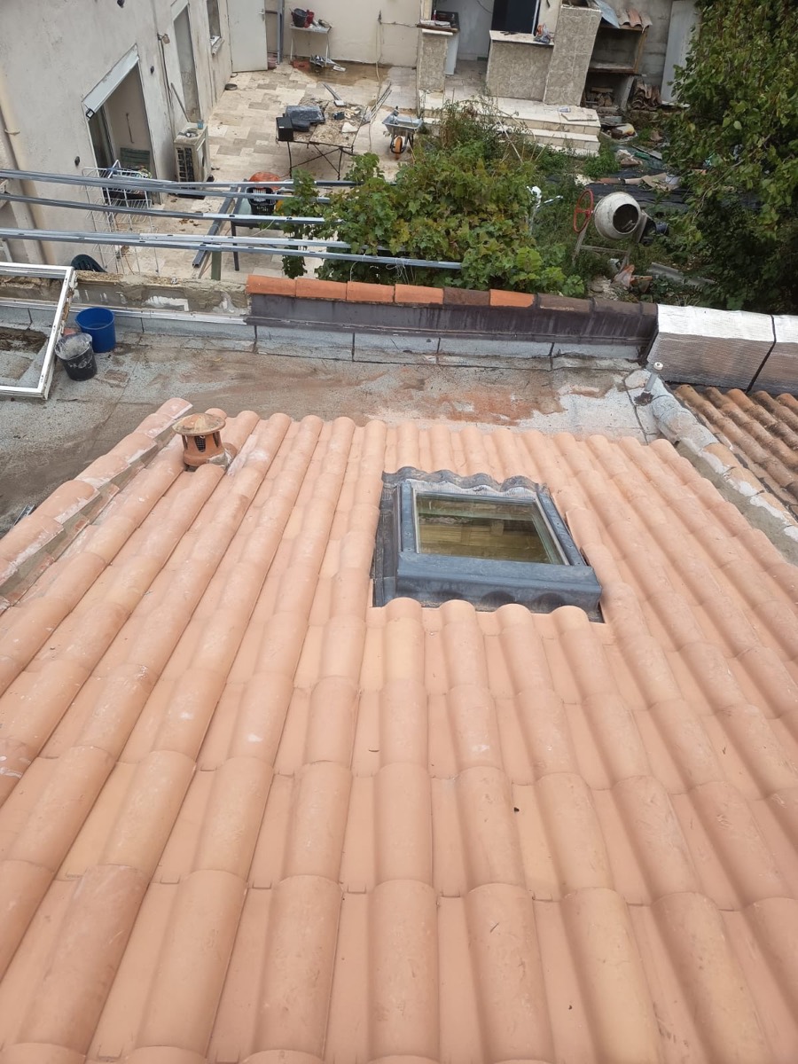 Vue d'ensemble de la toiture terminée